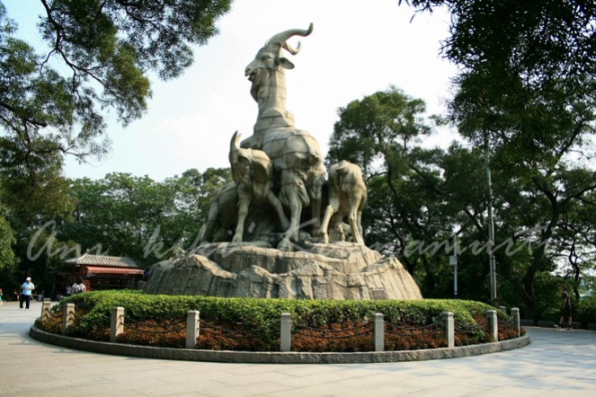 guangzhou: Five rams statue